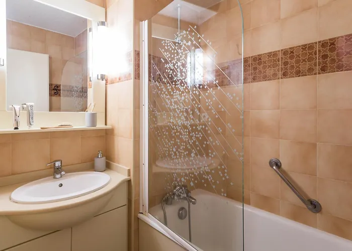 Hotel apartamentowy Pierre & Eden Parc Saint-Tropez